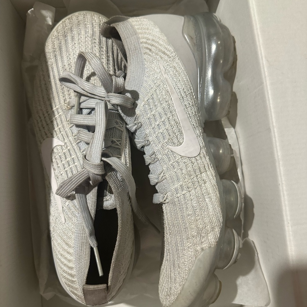 Nike Gray Knit Sneakers